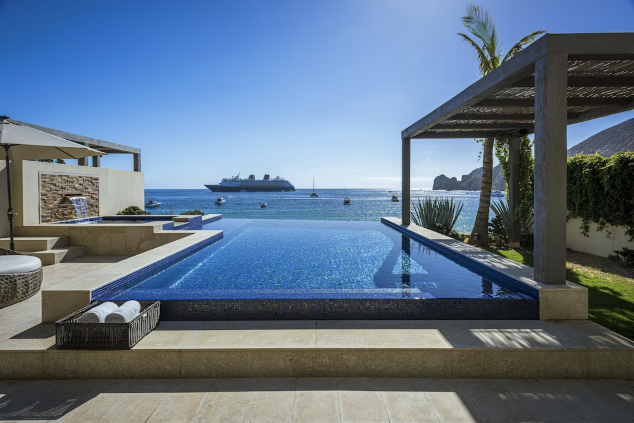 Villa Marena Beach Front
